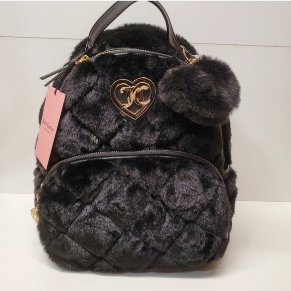 ❎️‼️SALE‼️❎️ 🖤Juicy Couture, let's get cozy black Furry Liquorice Backpack 🖤 - Picture 7 of 10